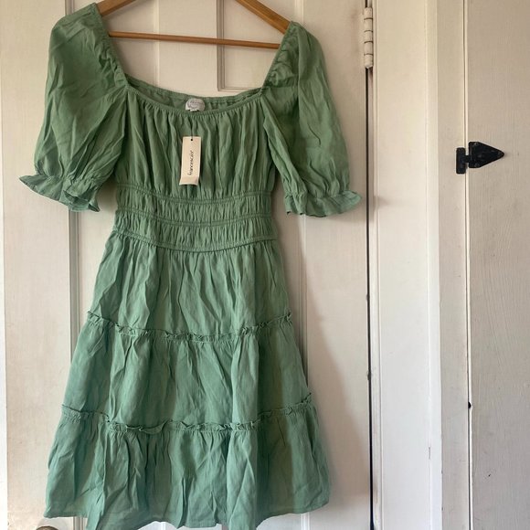 Francesca's Collections Dresses & Skirts - Francescas Olive Green Mini Dress NWT